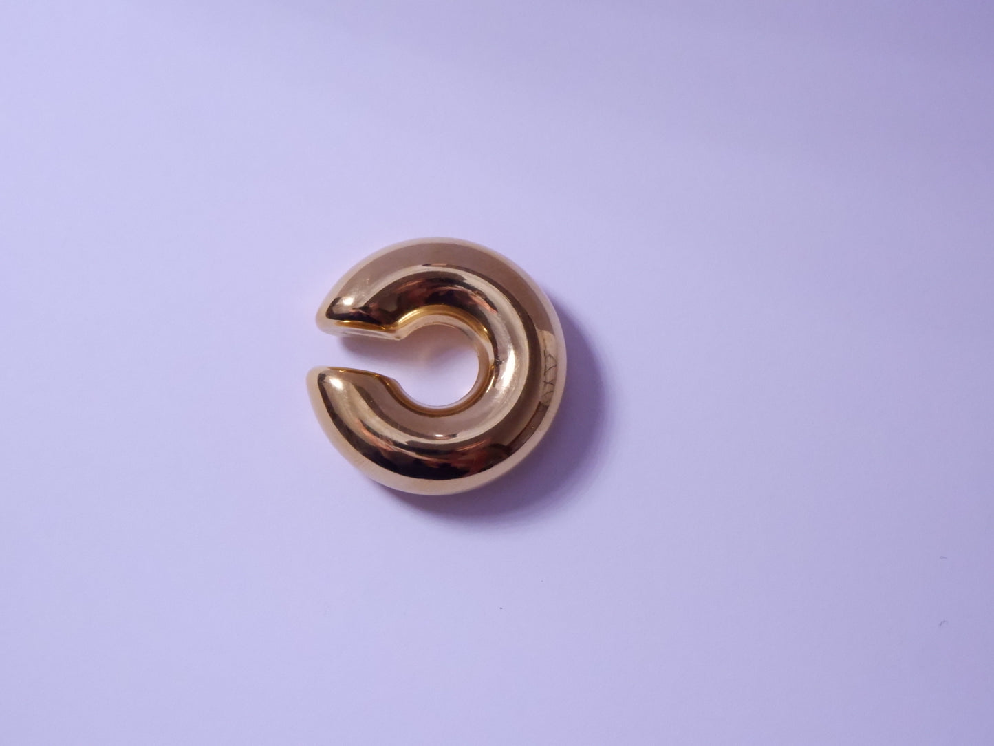 Επιχρυσωμένο Ατσάλινο Ear Cuff Donut 1pc